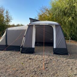 Camptech Moto Crown Driveaway Air