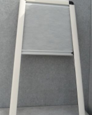 BLIND AND FLYSCREEN FRONT LH/RH WINDOW 370×776 SIMPLE PLEAT
