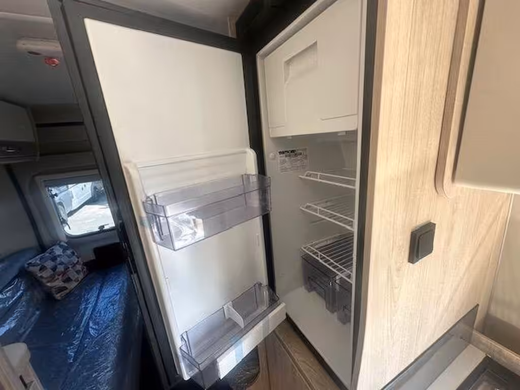 Elddis Autoquest CV Evolve 80 2026 New 17