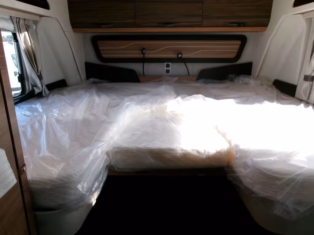 Knaus Sun I 700 LEG 2026 New 13