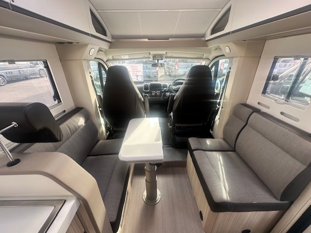 Adria Compact Supreme DL 2024 Updated 6