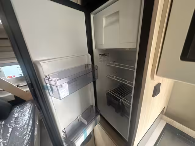Elddis Autoquest Apex CV40 2026 New 9
