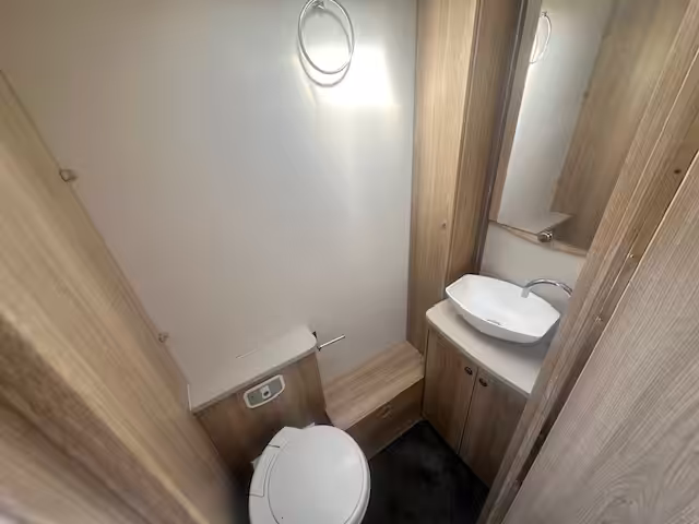 Elddis Chatsworth 550 2016 10
