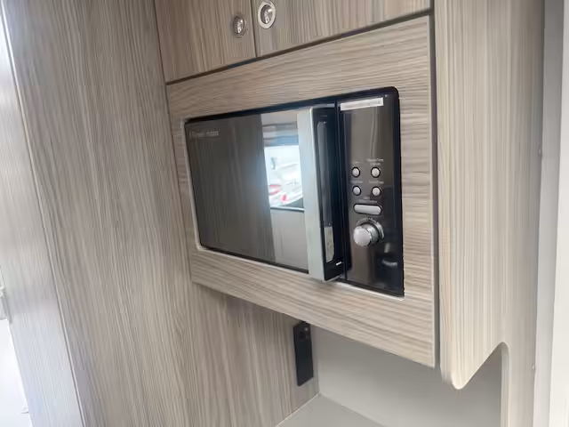 Elddis Supreme 554 2022 14