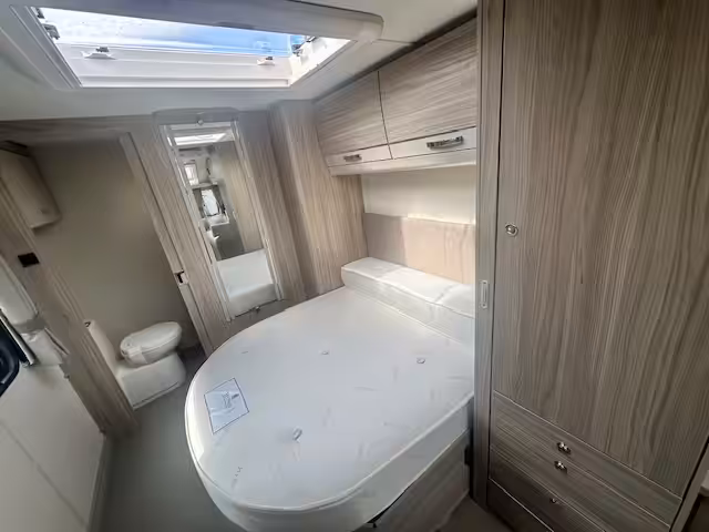 Elddis Supreme 554 2022 16