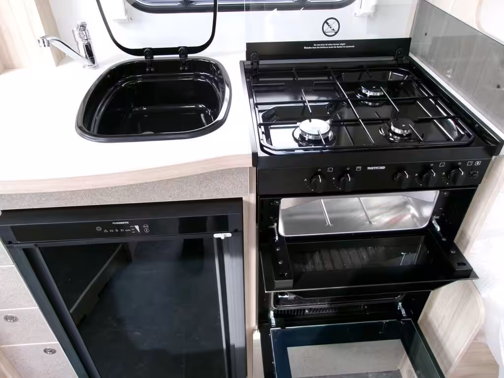 Elddis Whirlwind GT Evolve 185 2026 New 6