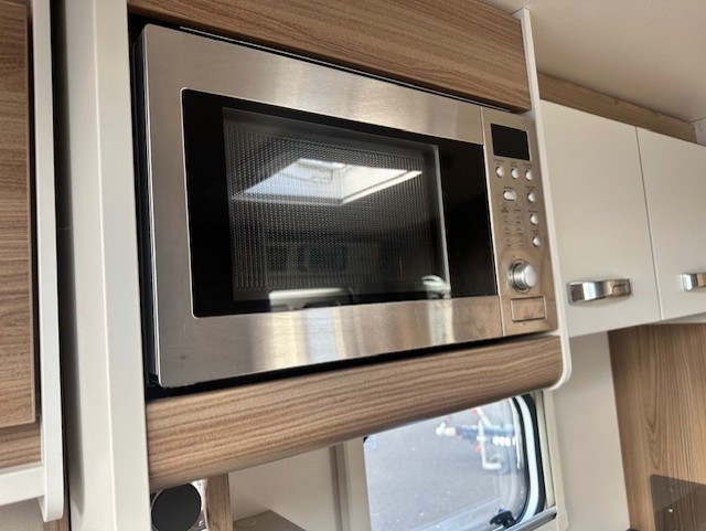 Swift Aventura A2 2021 9