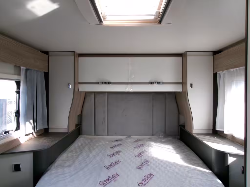 Swift Voyager 494 2026 New 11