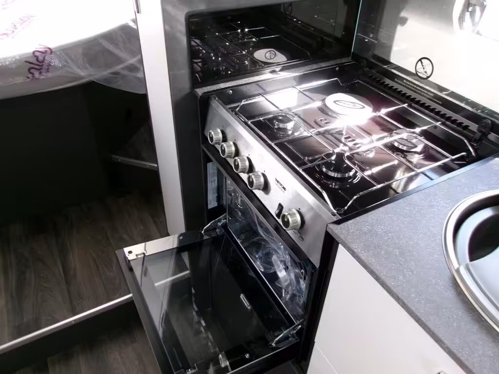 Swift Voyager 494 2026 New 7