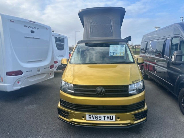 VW Redline Camper 2019 Updated 13
