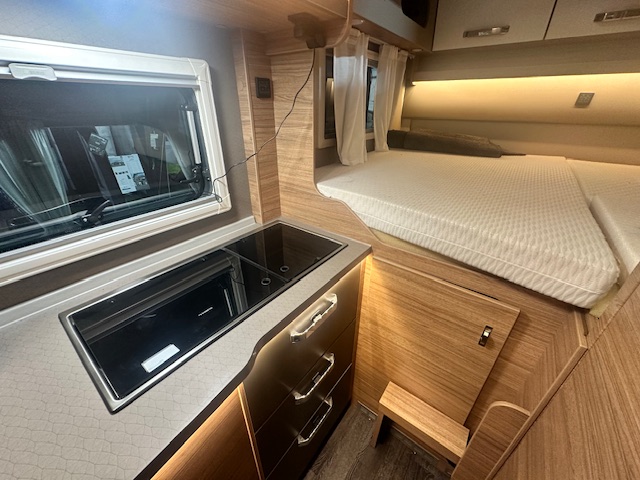 Weinsberg X Cursion 500 MQ 2025 8