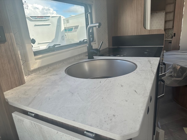 Coachman Acadia 575 2026 5