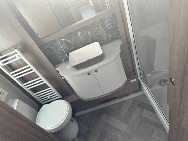 Coachman VIP 460 2026 14
