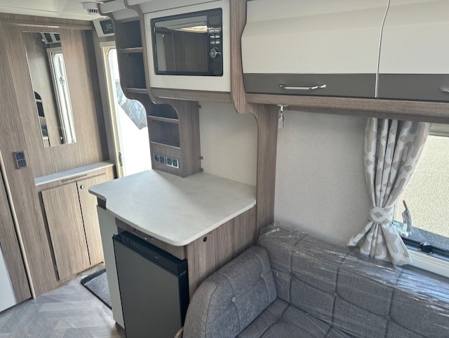Coachman VIP 460 2026 6
