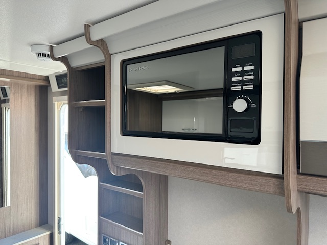 Coachman VIP 460 2026 9