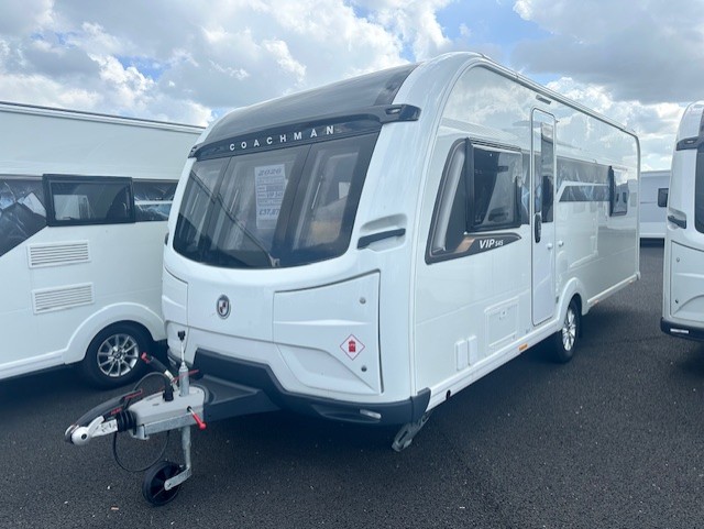 Coachman VIP 545