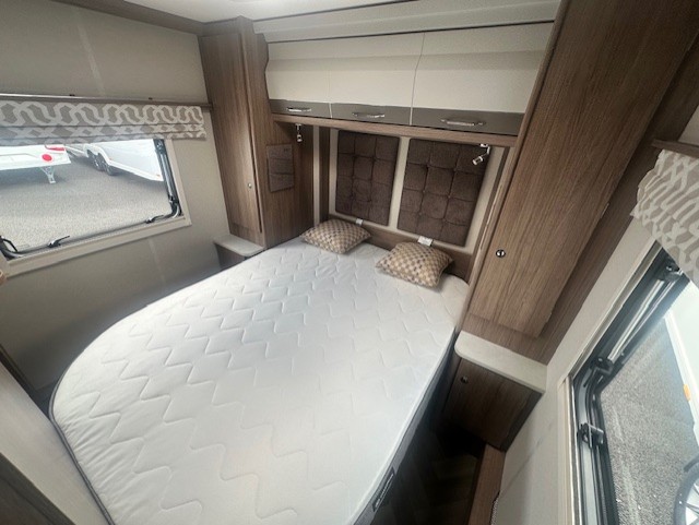Coachman VIP 545 2026 10