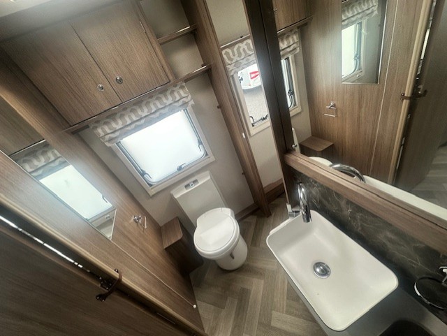 Coachman VIP 545 2026 9