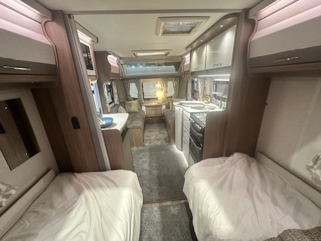Coachman VIP 565 2018 6