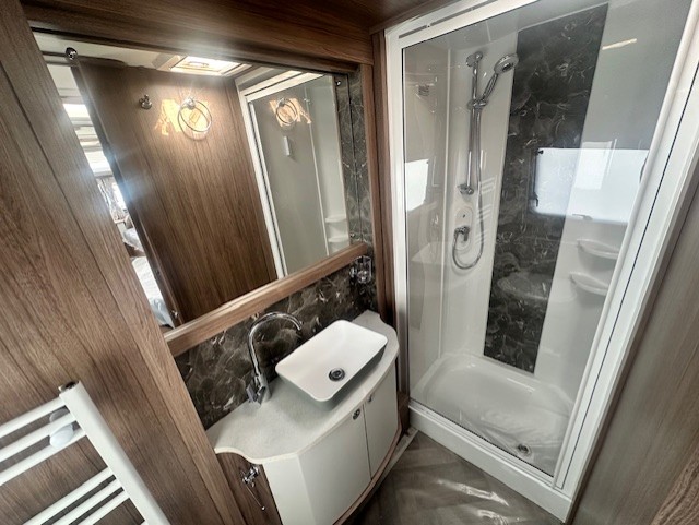 Coachman VIP 575 2026 12