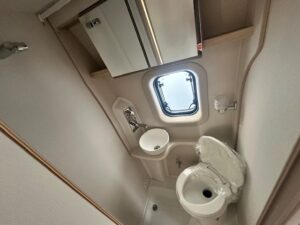 Elddis Autoquest CV80 2026 12
