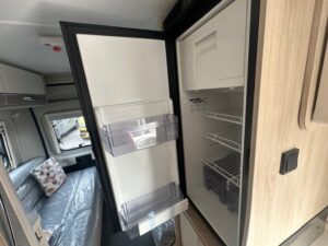 Elddis Autoquest CV80 2026 9
