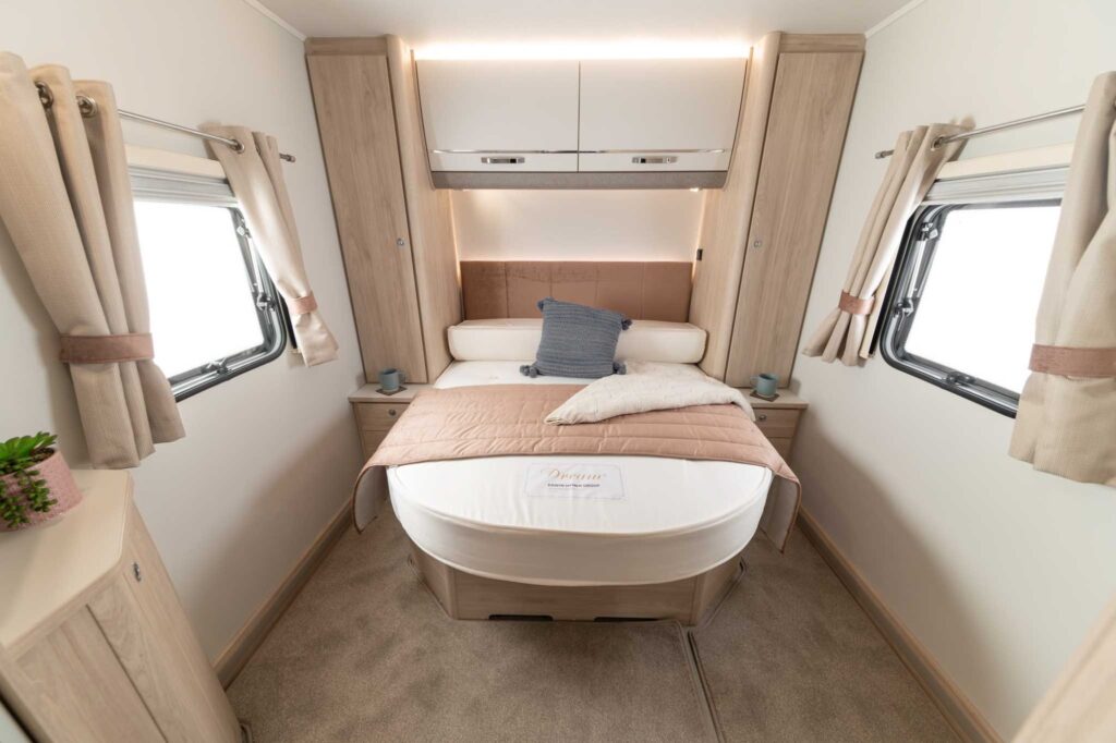 Elddis Avante 550 2025 5