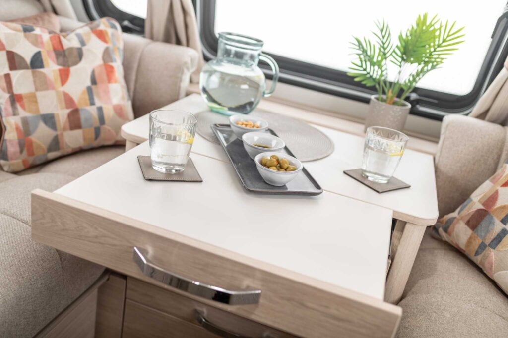 Elddis Avante 550 2025 9