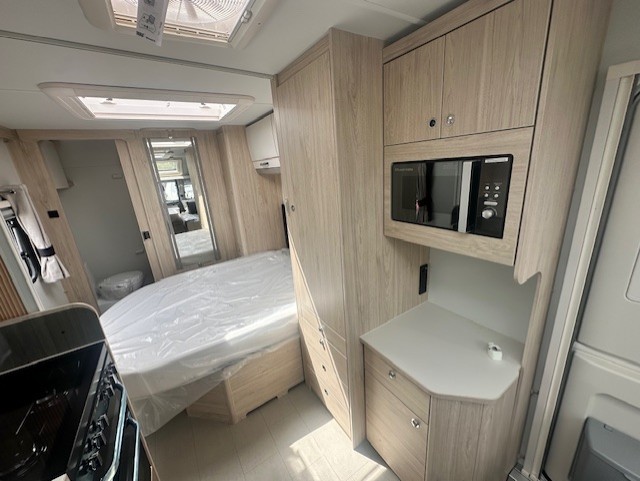 Elddis Avante APEX 554 2026 5
