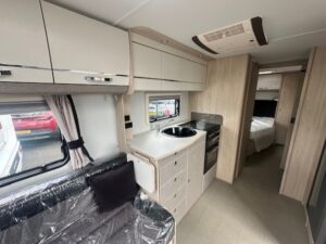 Elddis Avante APEX 868 2026 5
