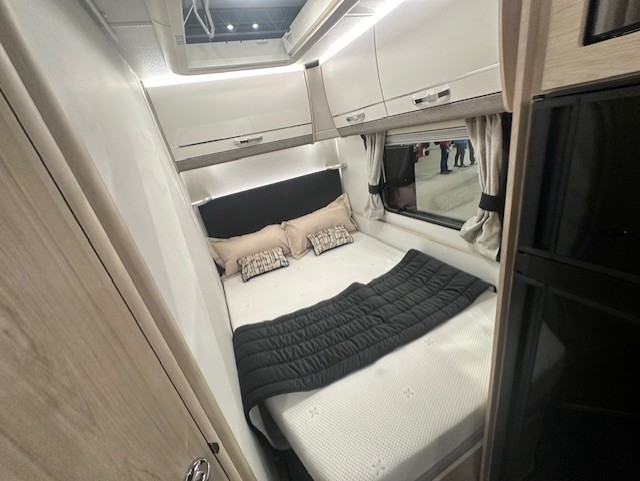 Elddis Avante Apex 840 2026 7