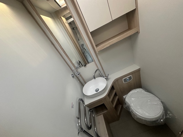 Elddis Crusader Shamal 2026 10