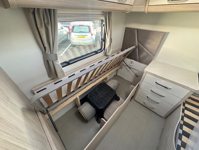 Elddis Crusader Shamal 2026 15