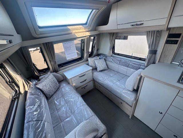 Elddis Crusader Shamal 2026 5