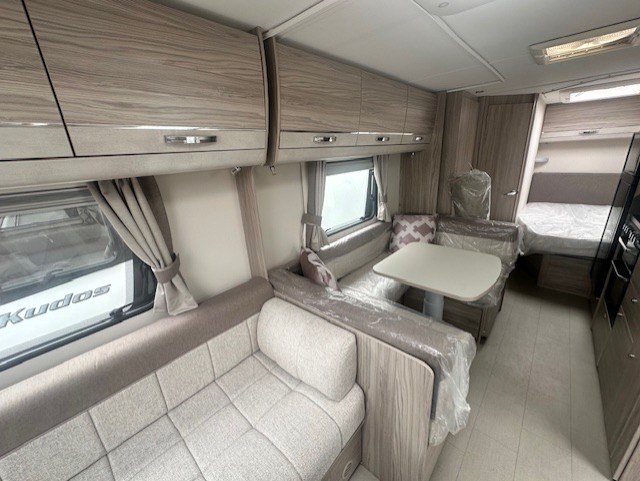 Elddis Supreme 840 2022 7