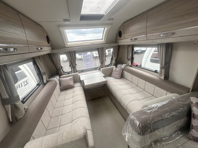 Elddis Supreme 840 2022 9