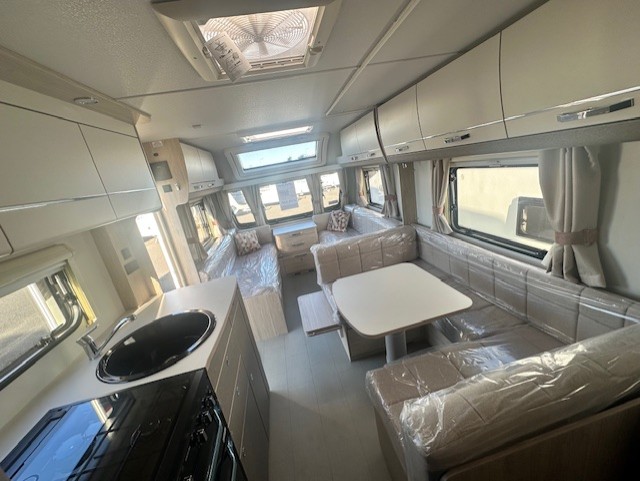 Elddis Whirlwind Evolve 840 2026 7