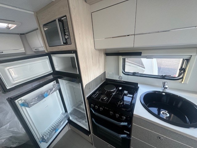 Elddis Whirlwind Evolve 840 2026 9