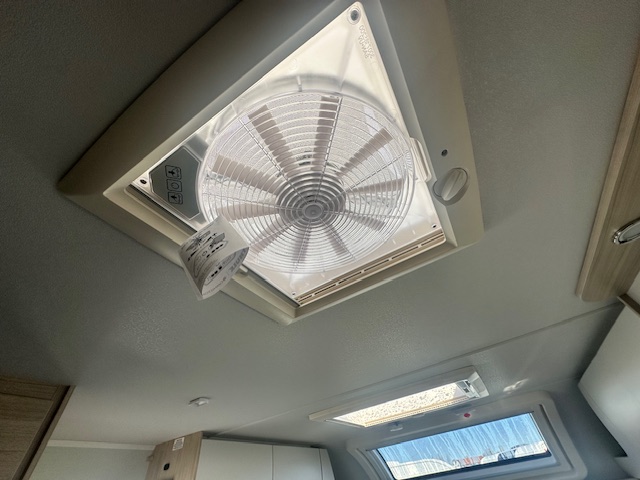 Elddis Whirlwind Evolve 868 2026 12