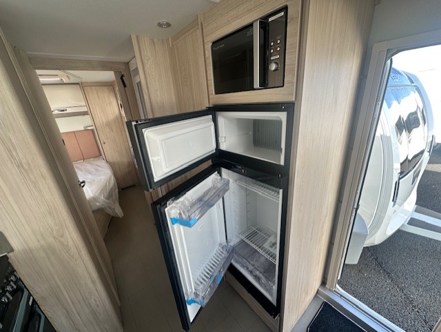 Elddis Whirlwind Evolve 868 2026 5