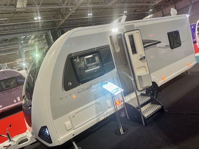 Swift Challenger 560