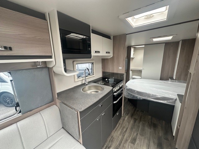 Swift Challenger Grande 580 2026 5