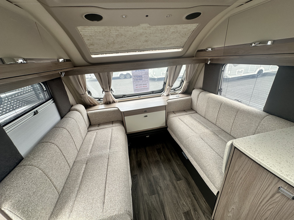 Swift Conqueror Grande 580 2026 14
