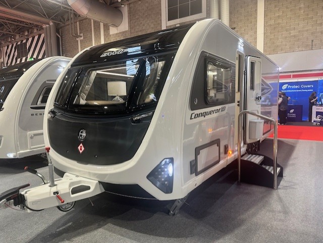 Swift Conqueror Grande 645