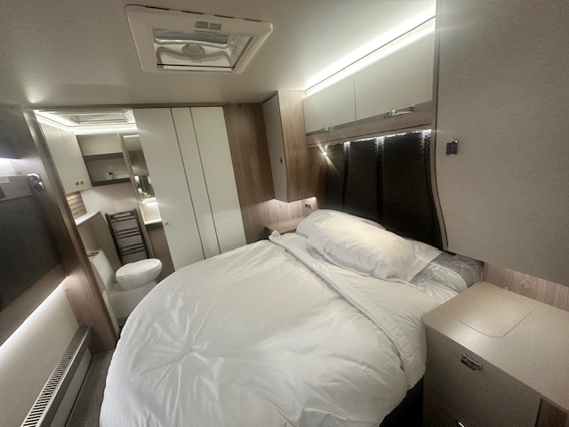 Swift Conqueror Grande 645 2026 6