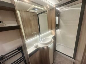 Swift Conqueror Grande 645 2026 9