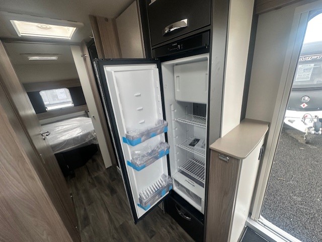 Swift Conqueror Grande 650L 2026 7