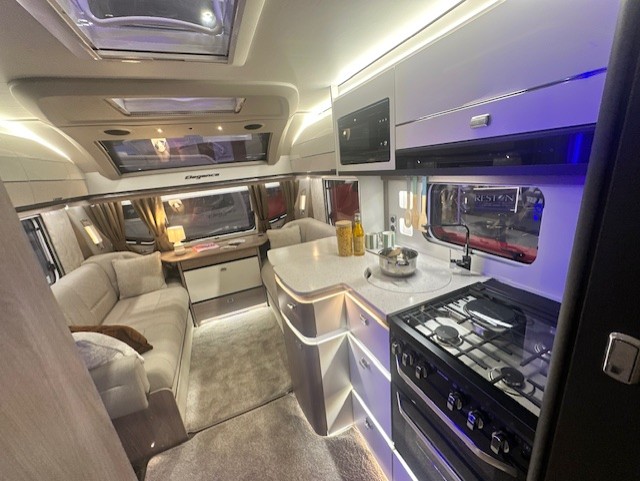 Swift Elegance Grande 835 2026 6