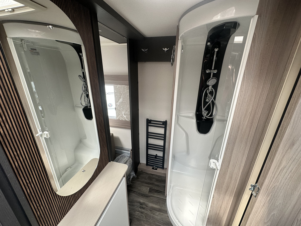Swift Elegance Grande 850 2026 13