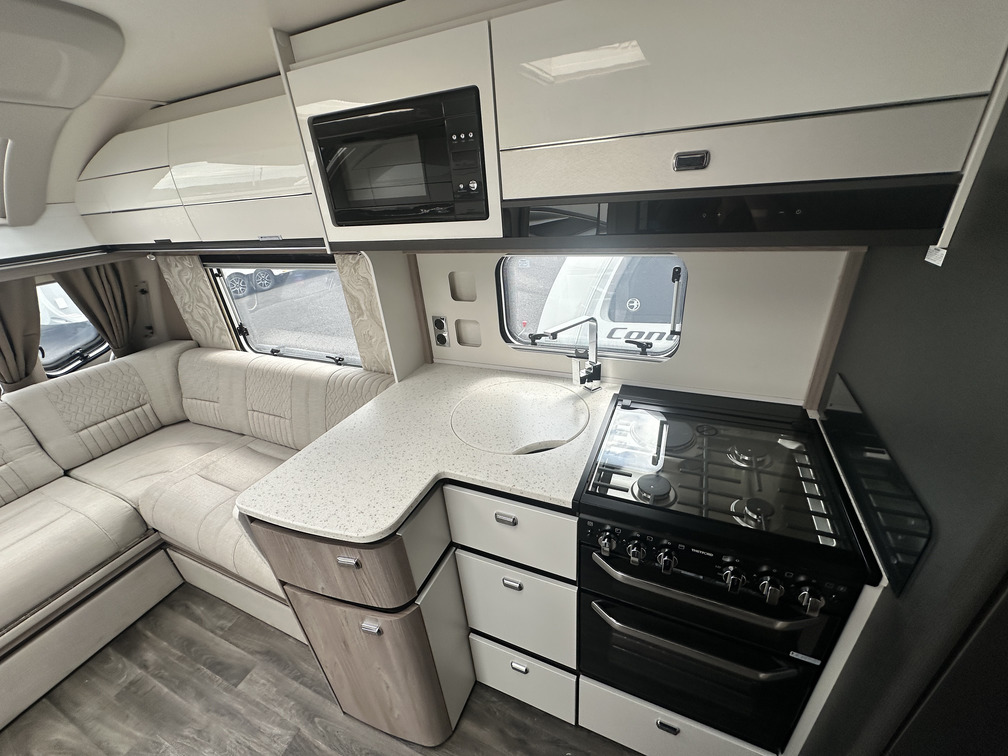 Swift Elegance Grande 850 2026 8